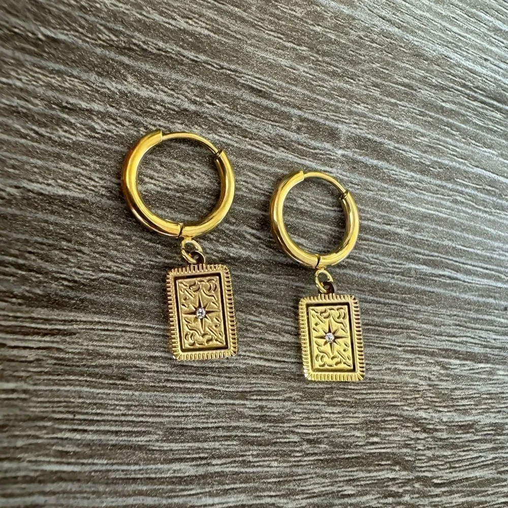 Bohemian hoop earrings N558